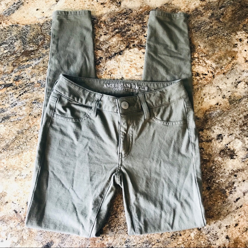American Eagle Super Stretch Jegging